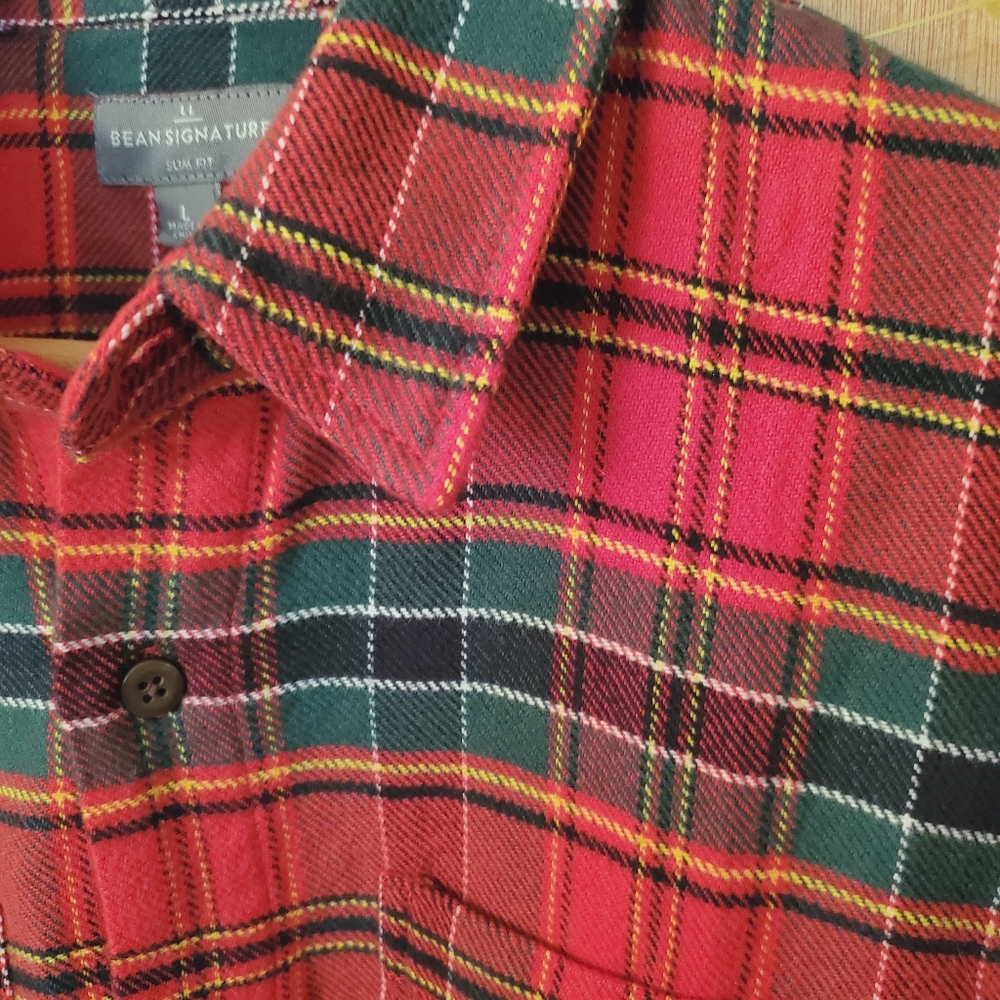 LL Bean signature flannel casual button down shirt
